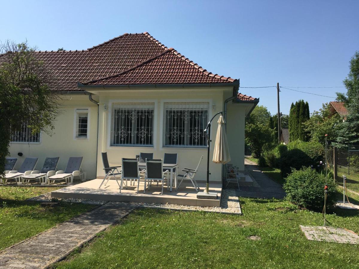 Villa Ida Balatonmáriafürdő Exteriér fotografie