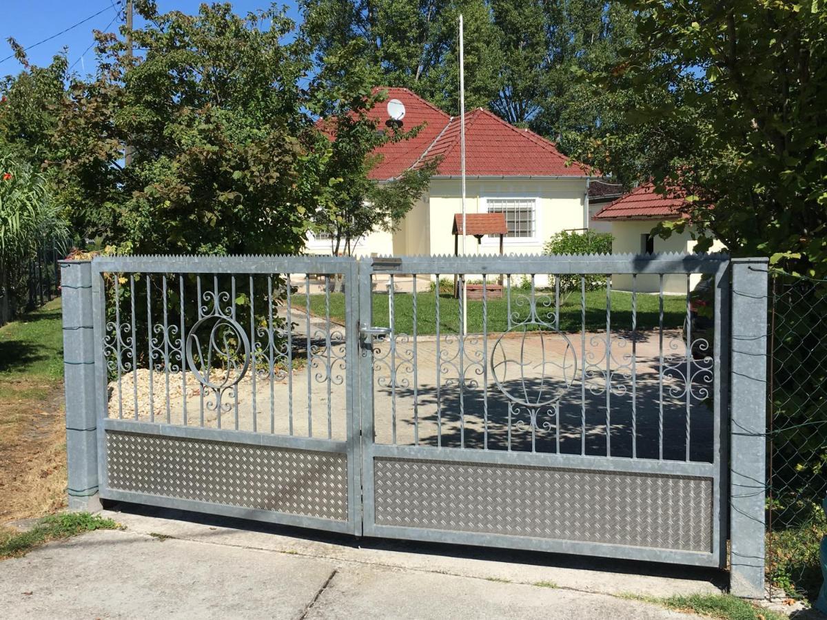 Villa Ida Balatonmáriafürdő Exteriér fotografie